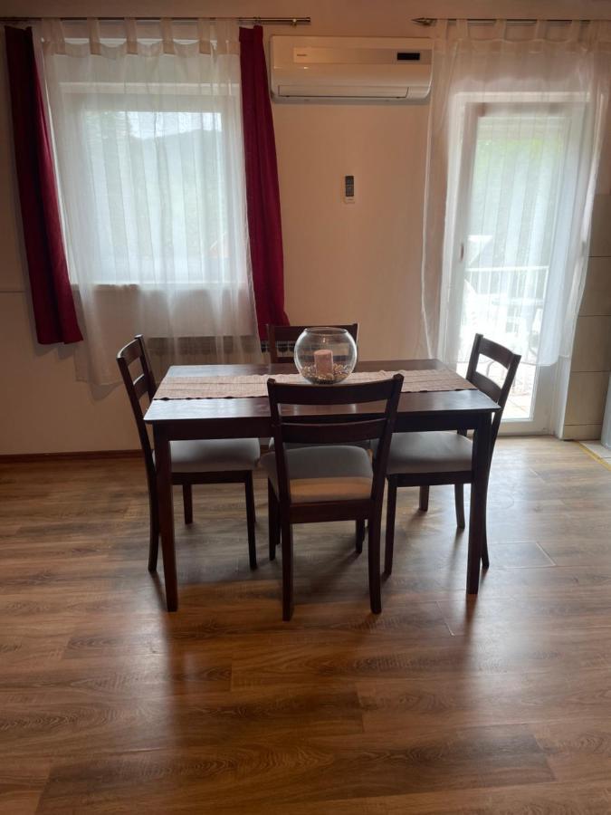 Apartment Plavo Oko Smoljanac Kültér fotó