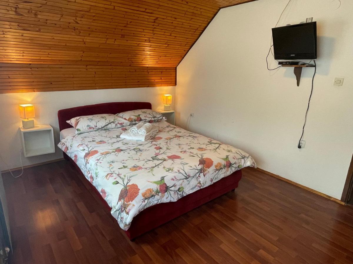 Apartment Plavo Oko Smoljanac Kültér fotó
